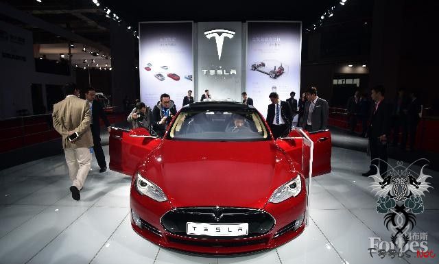 特斯拉屡被黑客操控：智能汽车瓶颈难破